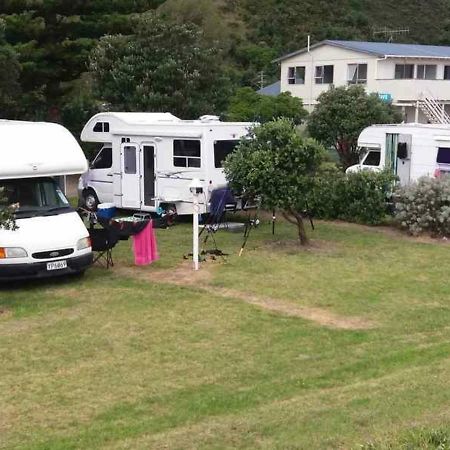 Mahia Motel And Holiday Park Buitenkant foto