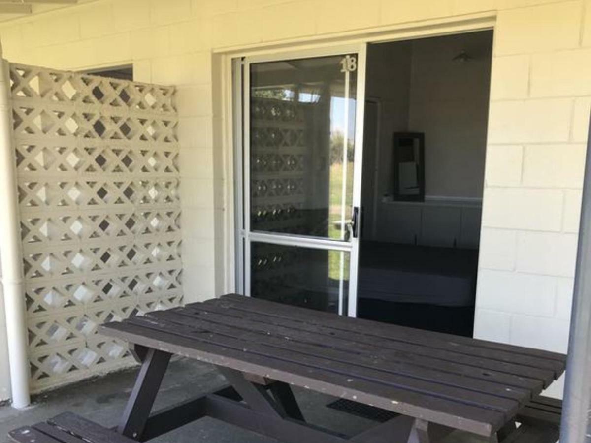 Mahia Motel And Holiday Park Buitenkant foto